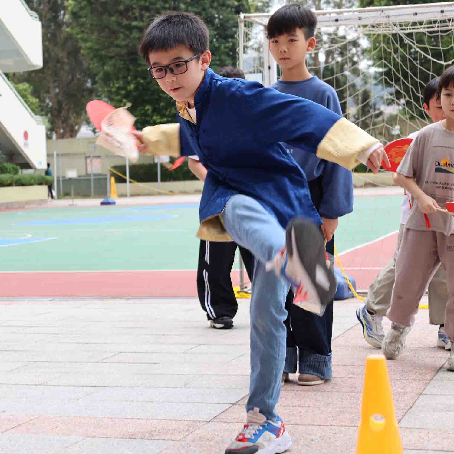 仿古球筐精準度對抗賽